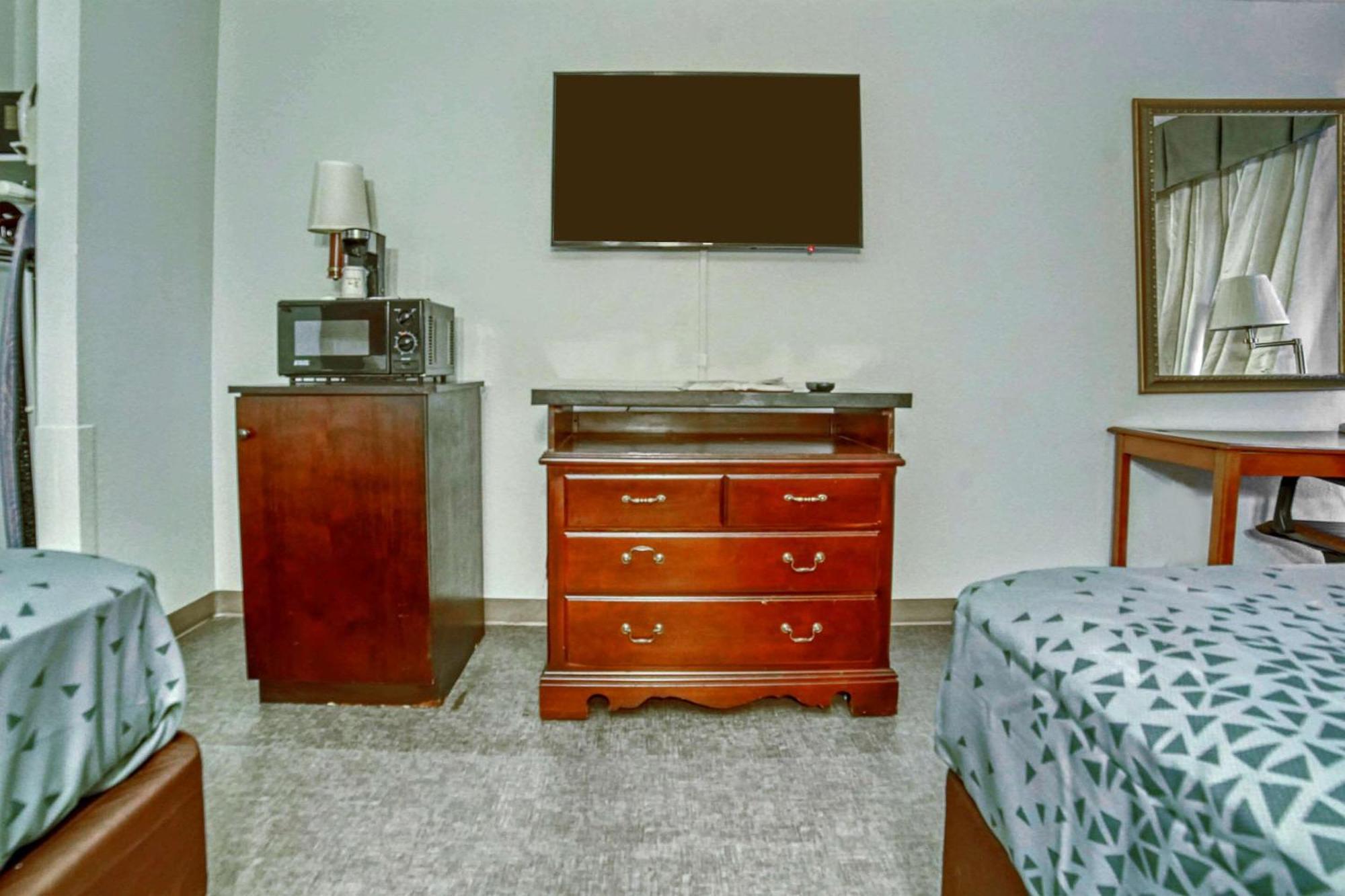 Econo Lodge Raleigh Exteriör bild
